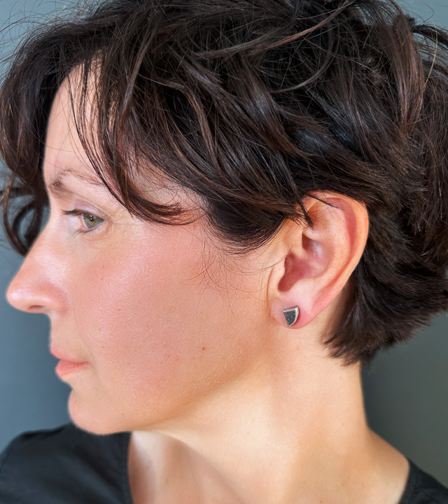 Wassily Concrete Studs