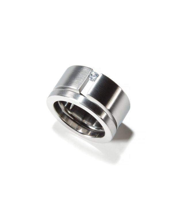 KMr120d Facet Engagement Ring