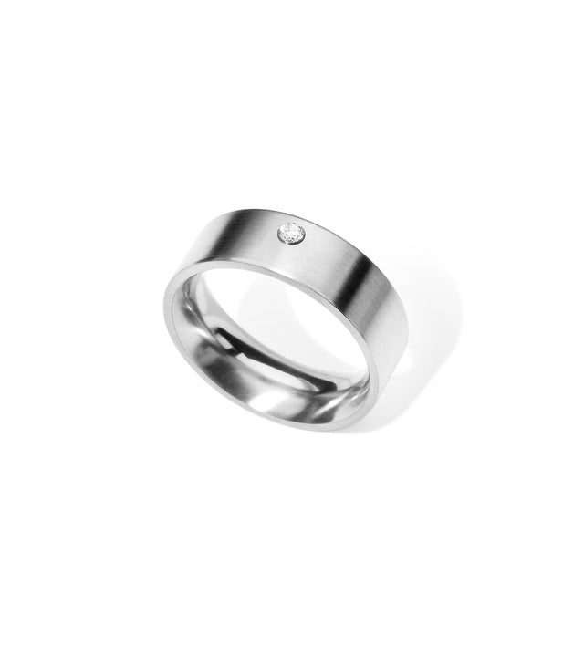 KMr122d Facet Engagement Ring