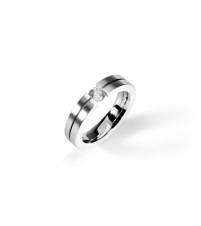 KMr150d Facet Engagement Ring