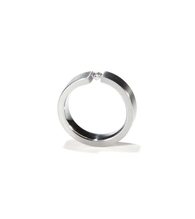 KMr149d Facet Engagement Ring