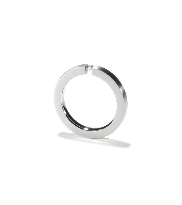 KMr152d Facet Engagement Ring