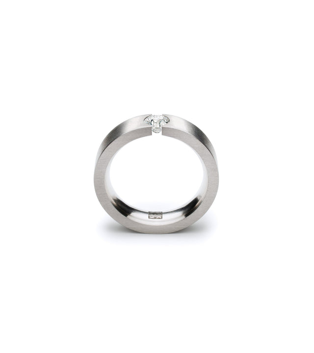 KMr188d Facet Engagement Ring