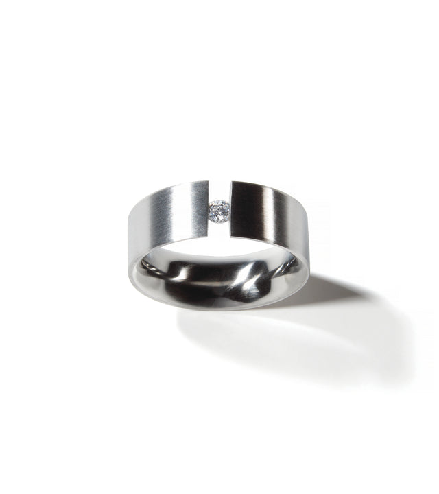 KMr126d Facet Engagement Ring