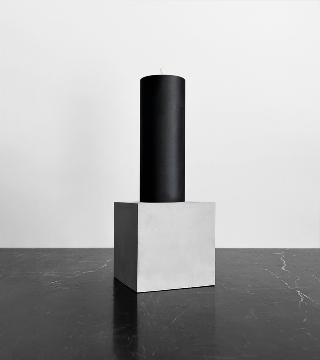 Monument | Plinth Candle - Natural / Black