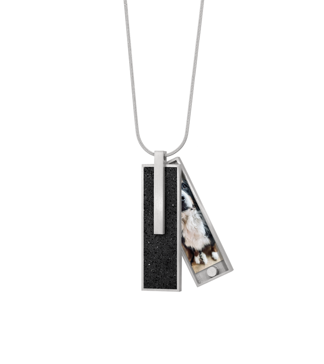 Memento Beholden Locket - BLK