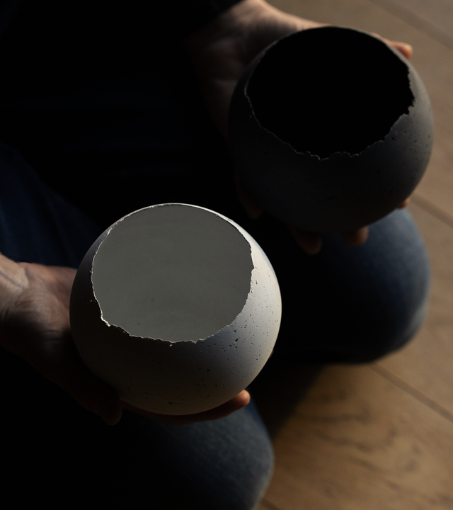 L Orbis Concrete Vessel - White
