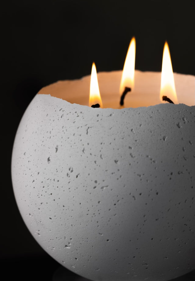 L Orbis 3-wick Concrete Candle - White