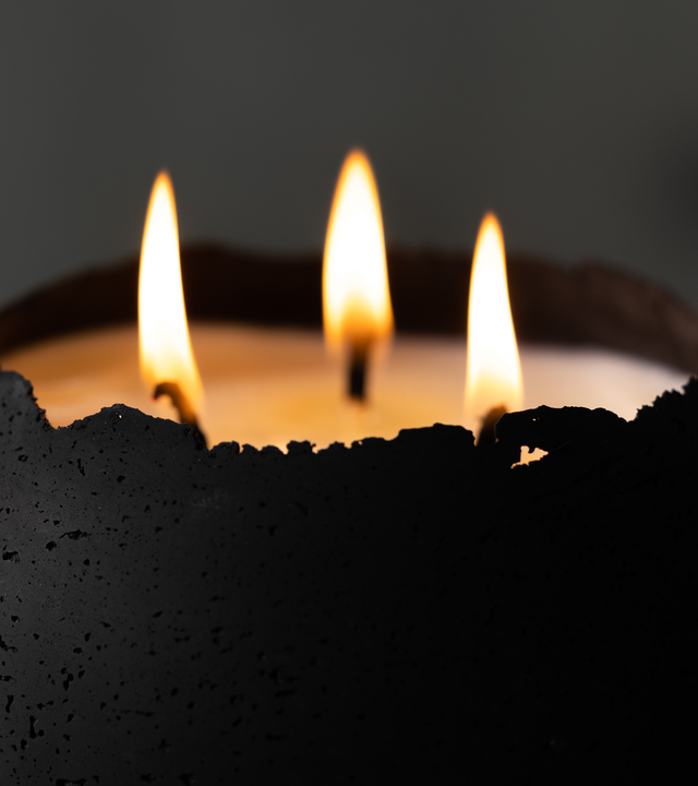 L Orbis 3-wick Concrete Candle - Black