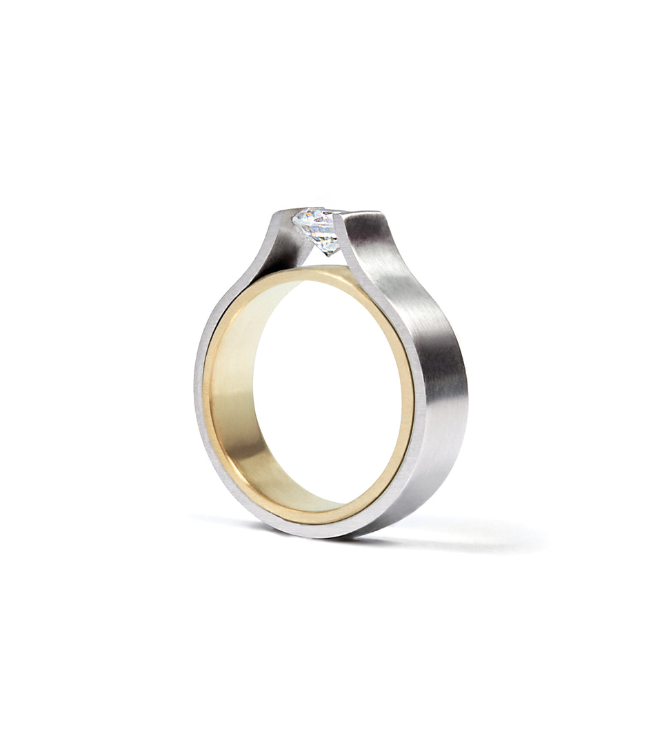 KMr171d Facet Engagement Ring