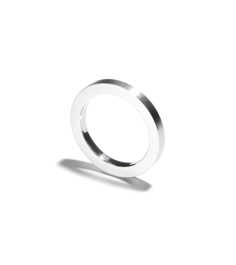 KMr161 Union Wedding Ring